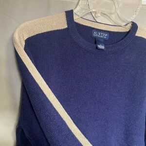 Austin clothing co sweater